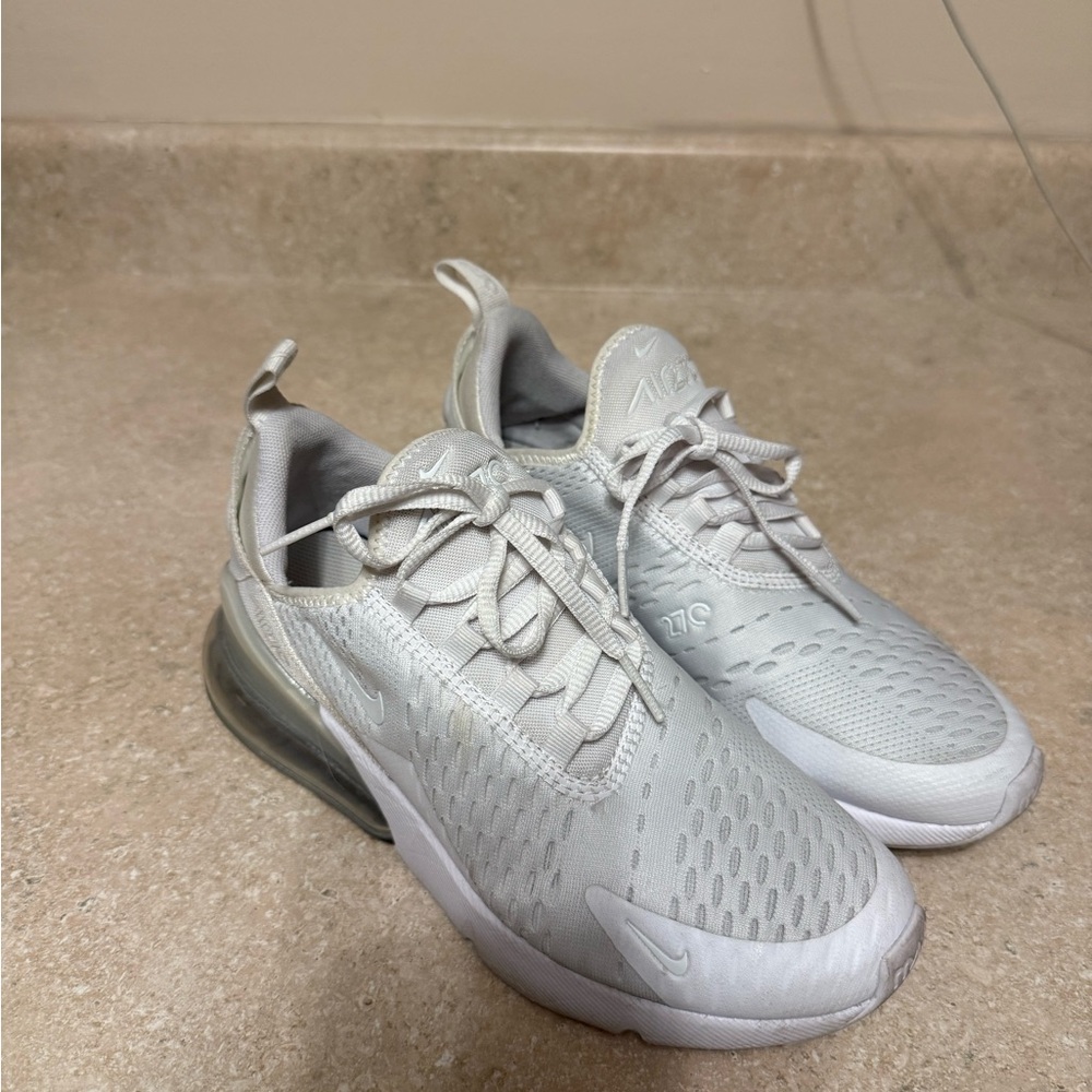 Nike Air Max 270